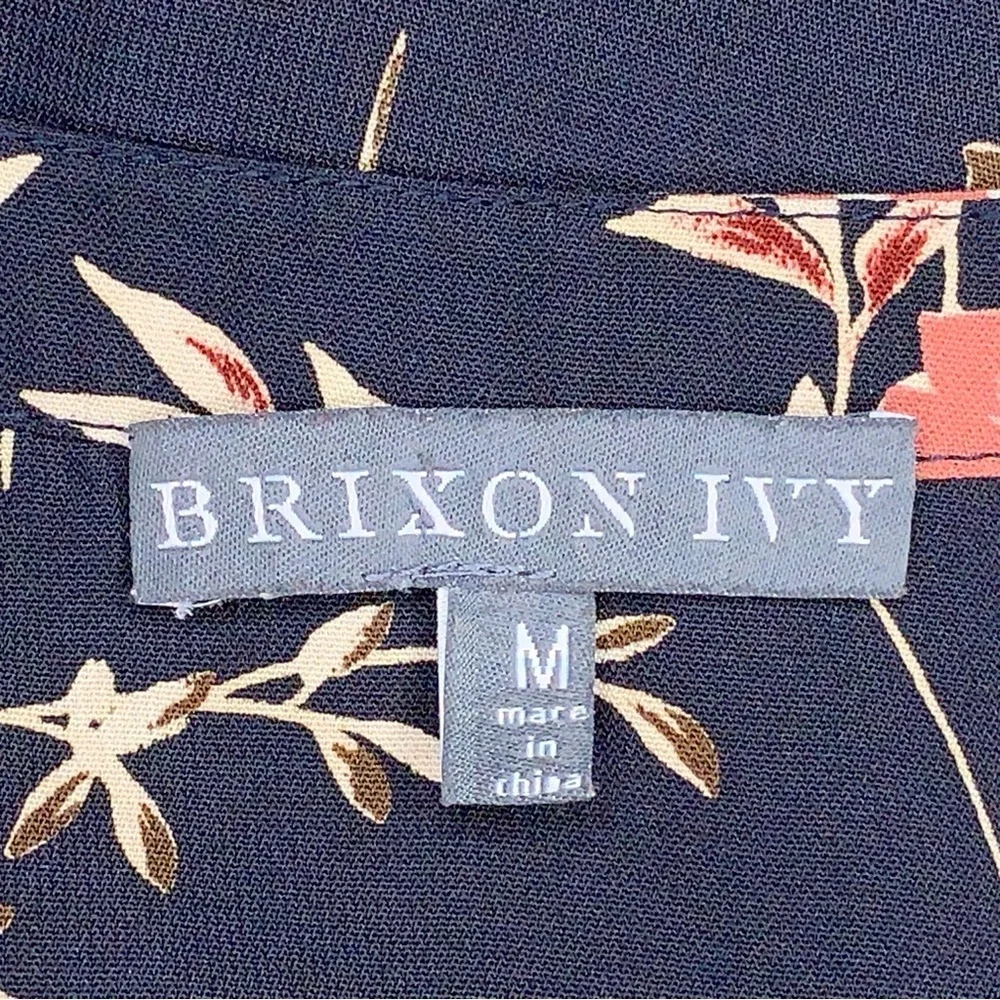 Medium Brixon Ivy Blue Floral Dress Button Front Vneck Pink Floral Print